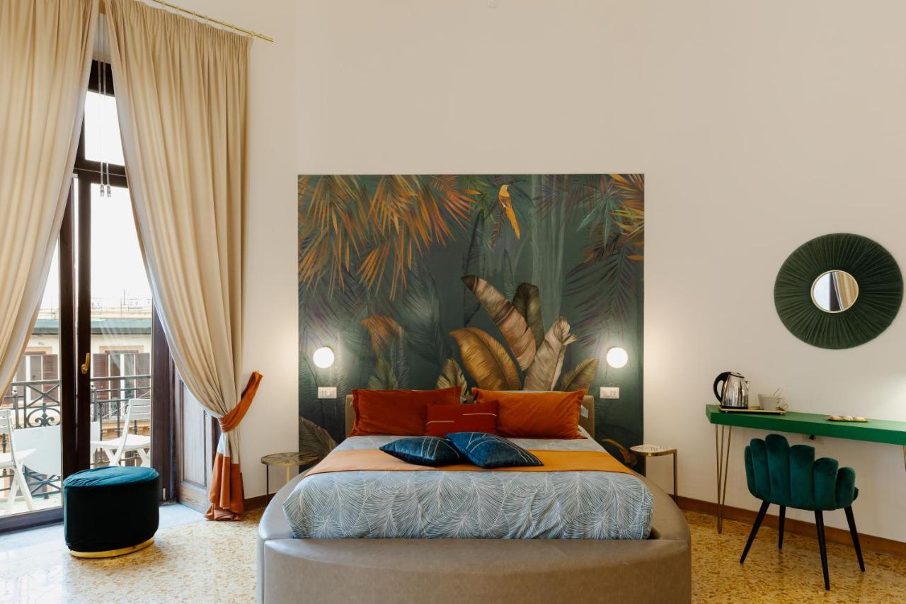 Hotel La Lepre felice Napoli Esterno foto