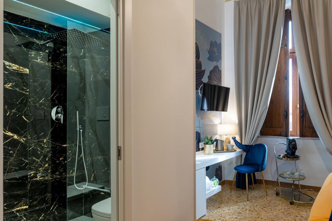 Hotel La Lepre felice Napoli Esterno foto
