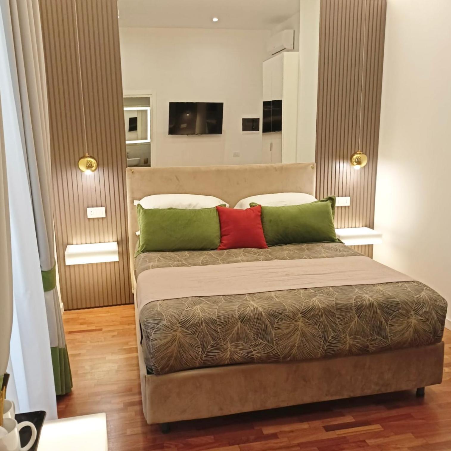 Hotel La Lepre felice Napoli Esterno foto