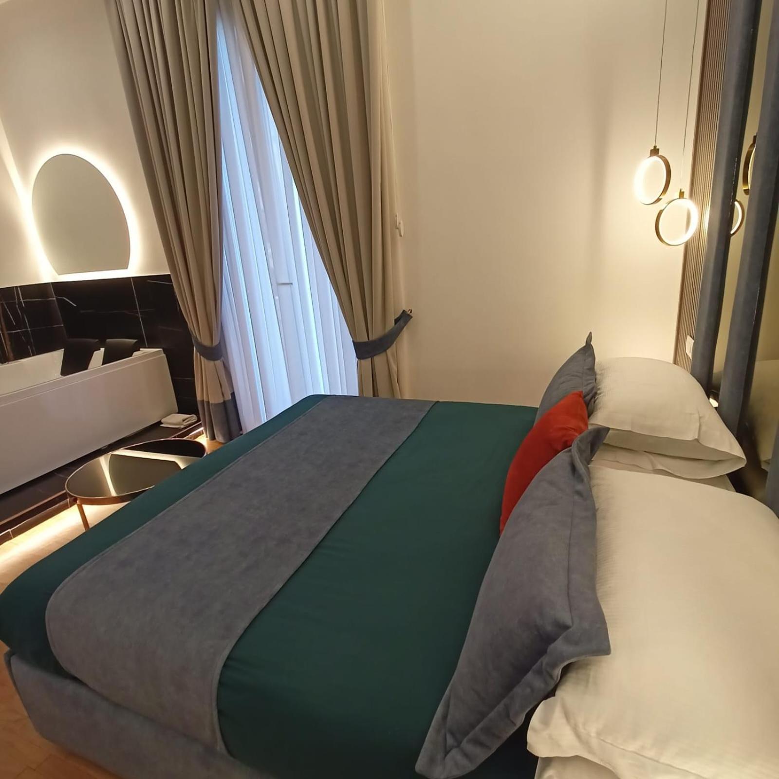 Hotel La Lepre felice Napoli Esterno foto